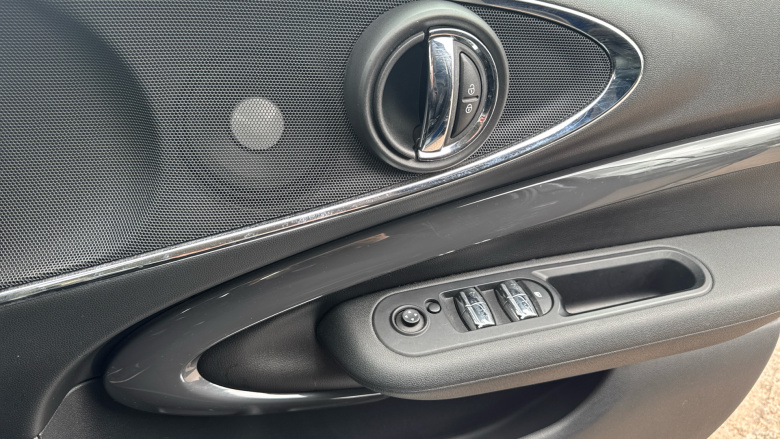 MINI Clubman 2.0 Cooper S ALL4 6dr Petrol Estate